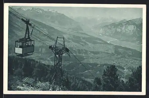 AK Patscherkofel-Bahn mit Blick gegen die Berge