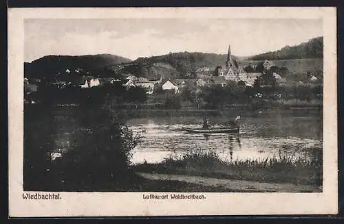 AK Waldbreitbach /Wiedbachtal, Blick übers Wasser zur Ortschaft
