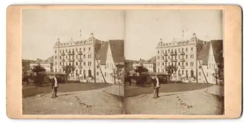 Stereo-Fotografie unbekannter Fotograf, Ansicht Schönwald i. Schw., Strasse am Hotel Adler