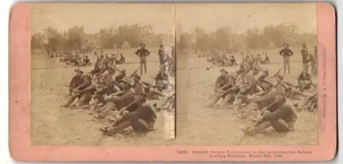 Stereo-Fotografie B. W. Kilburn, Littleton, 2nd Oregon Volunteers watching the rebels leaving Malabon 1899