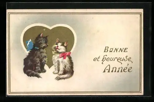 AK Zwei Katzen auf einem goldenen Herz