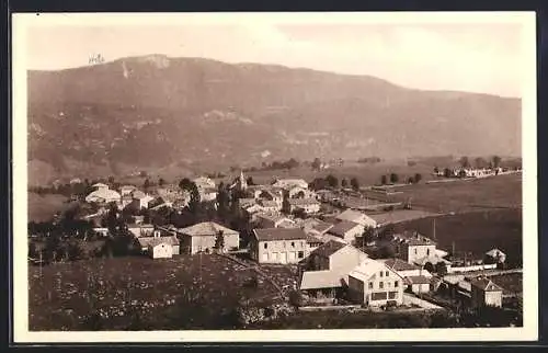 AK Chapelle-en-Vercors, Vue générale du village et des montagnes environnantes
