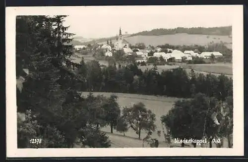 AK Niederkappel /O.Ö., Ortsansicht vom Berg aus
