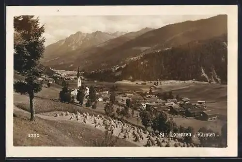 AK St. Lorenzen, Ortsansicht mit Kirche und weitem Talblick