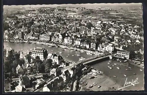 AK La Baule, La Cote d`Amour, Vue aerienne du Port de La Baule et du Pouliguen