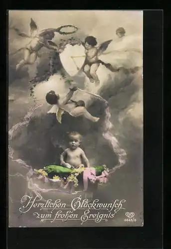 AK Glückwunsch zur Geburt, Engel schweben über einem Kleinkind