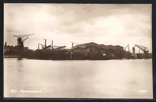 AK Kiel, Blick auf die Germaniawerft