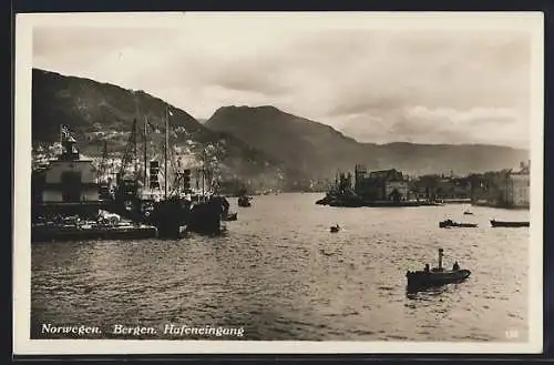 AK Bergen, Schiffe am Hafeneingang