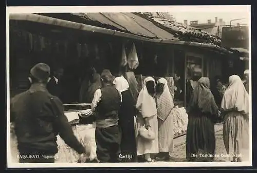 AK Sarajewo, Türkinnen beim Kauf, Markt, Basar