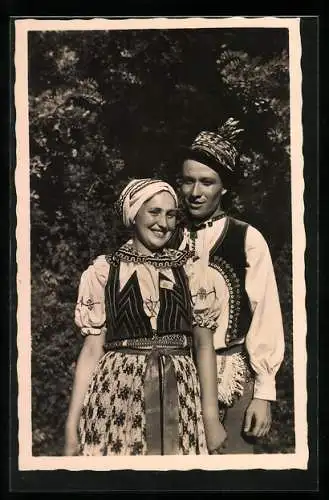 AK Moravské národní kroje, Velká n. Velickou