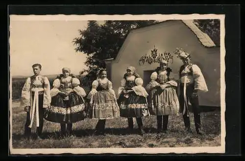 AK Moravské národní kroje, Petrov u Stráznice