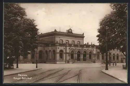 AK Dessau, Hauptbahnhof mit direkter Umgebung