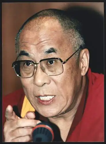 Fotografie PFH, Berlin, Der 14. Dalai Lama während einer PK der FDP-nahen Friedrich-Naumann-Stiftung, 08.06.1998