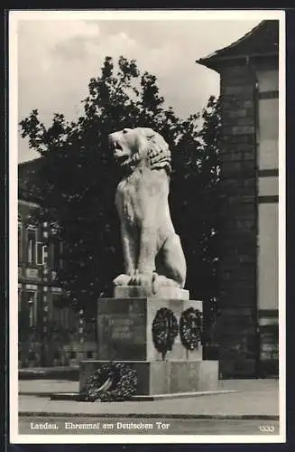 AK Landau / Pfalz, Ehrenmal am Deutschen Tor