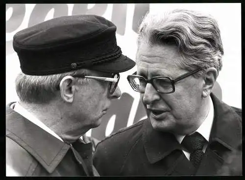 Fotografie Werner Schüring, Bonn, Politiker Hans-Jochen Vogel