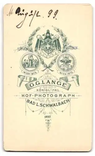 Fotografie Gustav Georg Lange, Bad L. Schwalbach, Junge mit kleinem Geschwisterkind