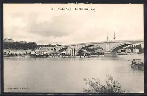 AK Valence, Le Nouveau Pont et les berges du fleuve