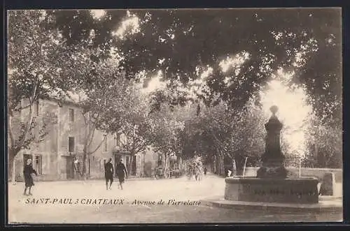 AK Saint-Paul-Trois-Châteaux, Avenue de Pierrelatte et fontaine