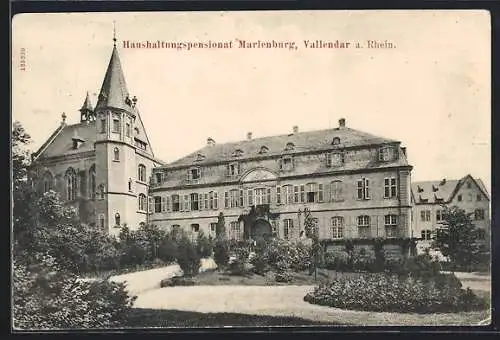 AK Vallendar a. Rhein, Haushaltungspensionat Marienburg, Aussenansicht mit Garten