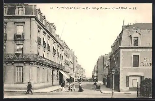 AK Saint-Nazaire, Rue Villez-Martin au Grand Hôtel