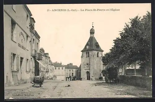 AK Ancenis, La Place St-Pierre et l`Église