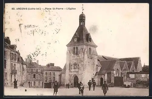 AK Ancenis, Place St-Pierre, L`Église