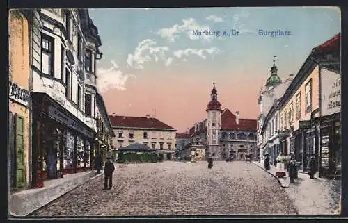 AK Maribor / Marburg, Burgplatz mit Leuten an den Geschäften