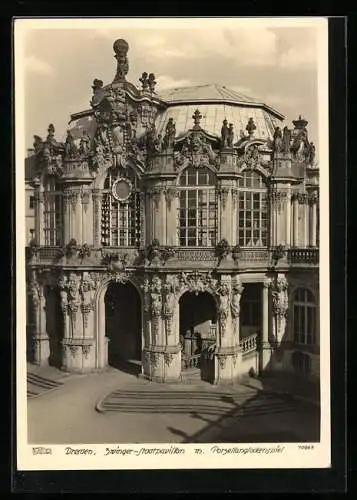 Foto-AK Walter Hahn, Dresden, NR. 10965: Dresden, Stadtpavillon am Zwinger mit Porzellanglockenspiel