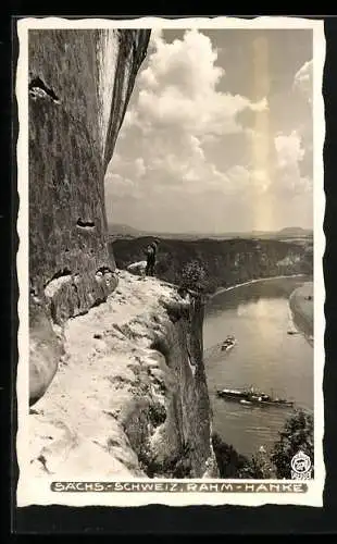 Foto-AK Walter Hahn, Dresden, Nr. 3179: Bastei, Blick vom Rahmhanke-Pfad auf die Elbe