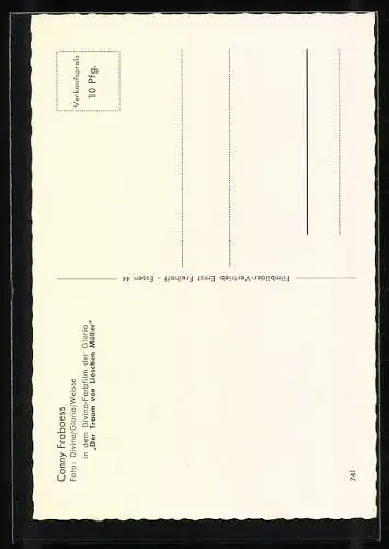 AK Musikerin Conny Froboess lächelnd in Kamera blickend