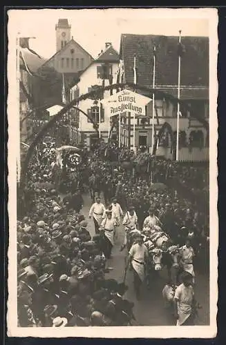 Foto-AK Schiltach, Festzug zur Kunstausstellung