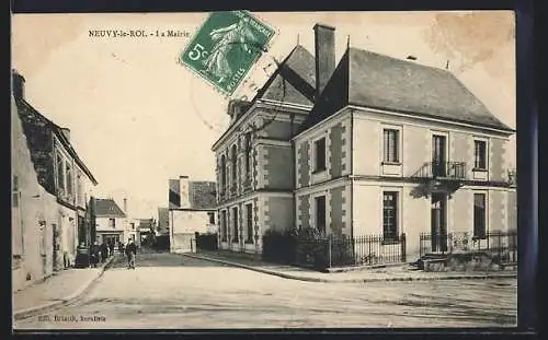 AK Neuvy-le-Roi, La Mairie