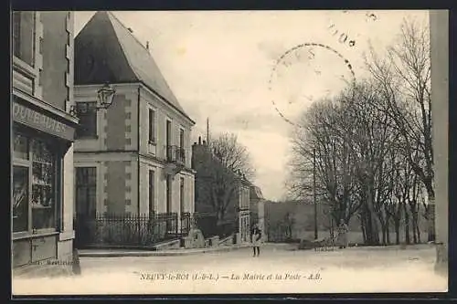 AK Neuvy-le-Roi, La Mairie et la Poste