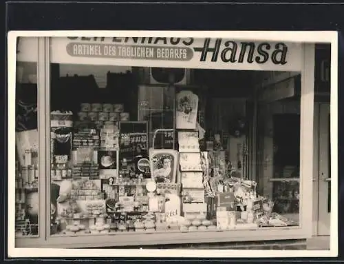 Foto-AK Ricklingen, Geschäft Seifenhaus Hansa, Blick ins Schaufenster