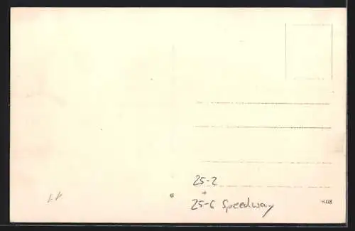 AK Motorrad-Rennfahrer mit ihren Maschinen in der Kurve, Startnummern 11 und 2, Speedway