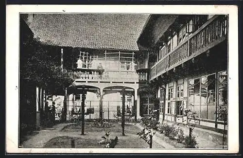 AK Braunschweig, Haus in der Turnierstrasse 6, Hof mit Treppengalerien