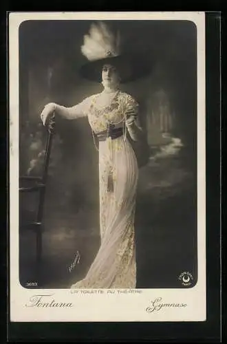 Foto-AK Henri Manuel: Elegante Dame mit Feder am Hut