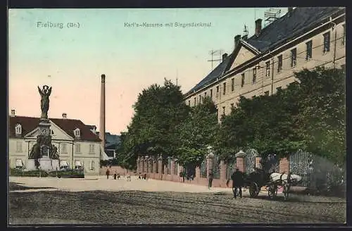 AK Freiburg i. Br., Karl`s-Kaserne mit Siegesdenkmal