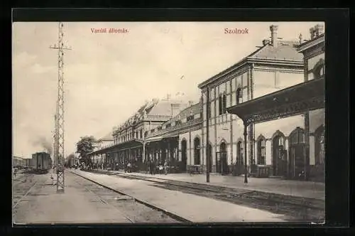 AK Szolnok, Vasúti állomás