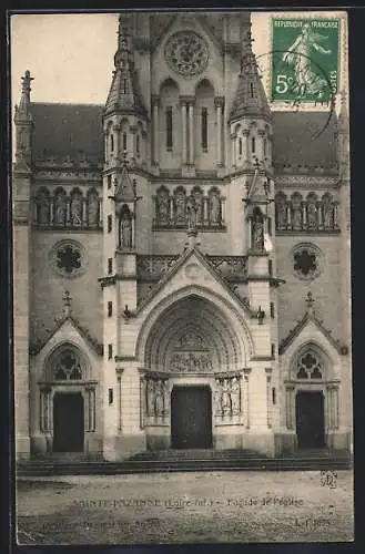 AK Sainte-Pazanne /L.-Inf., Facade de l`église