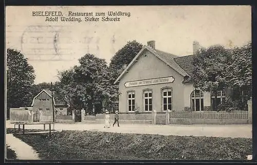 AK Bielefeld, Restaurant zum Waldkrug, Bes. Adolf Wedding, Ansicht von der Strasse