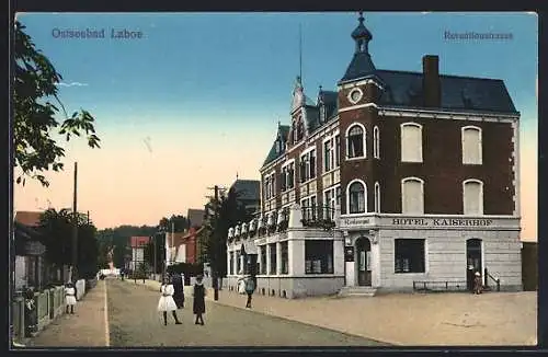 AK Laboe, Reventioustrasse mit Restaurant Hotel Kaiserhof