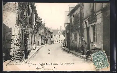 AK Neuillé-Pont-Pierre, La Grande Rue, Strassenpartie