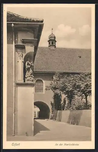 AK Erfurt, Strassenpartie an der Martinikirche