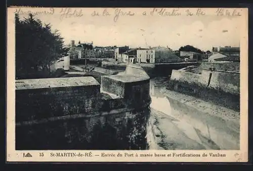 AK St-Martin-de-Ré, Entrée du Port à marrée basse et Fortifications de Vauban