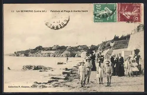 AK La Bernerie, Falaises et Plage à marée haute