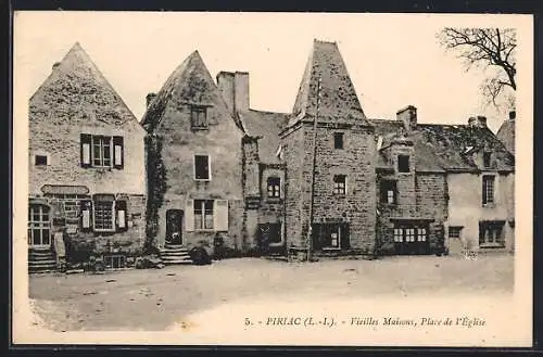 AK Piriac, Vieilles Maisons, Place de l`Eglise