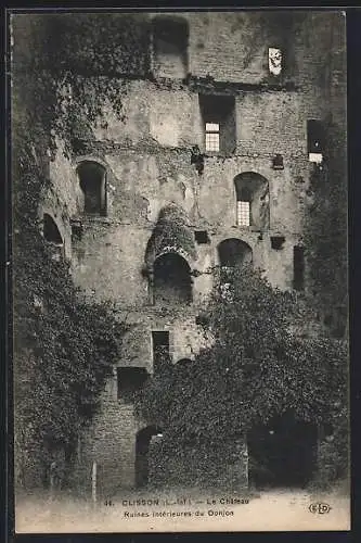 AK Clisson, Le Château, Ruines Intérieures du Donjon