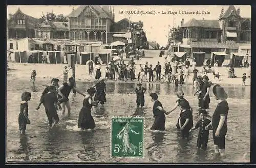 AK La Baule, La Plage à l`heure du Bain