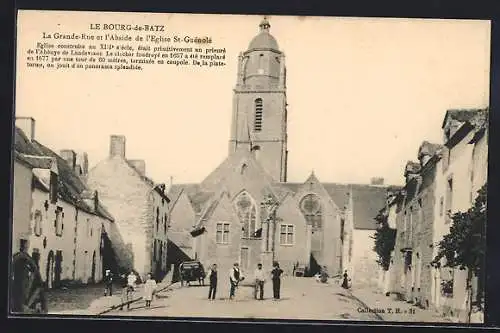 AK Bourg-de-Batz, La Grande-Rue et l`Abside de l`Eglise St-Guénolé